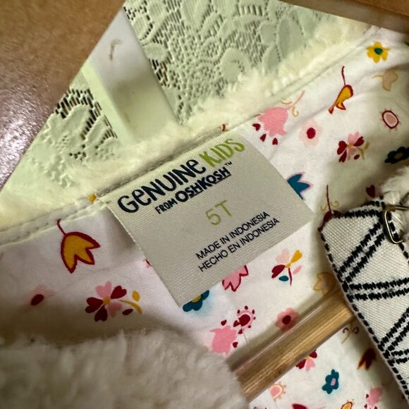 Children’s 5T Genuine Kids Jacket Faux Fur, Patterned Lining - Picture 3 of 3